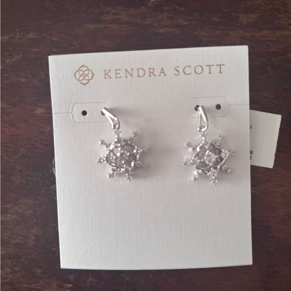 Kendra Scott snowflake earrings